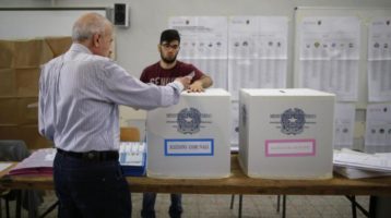 elezioni voto urne